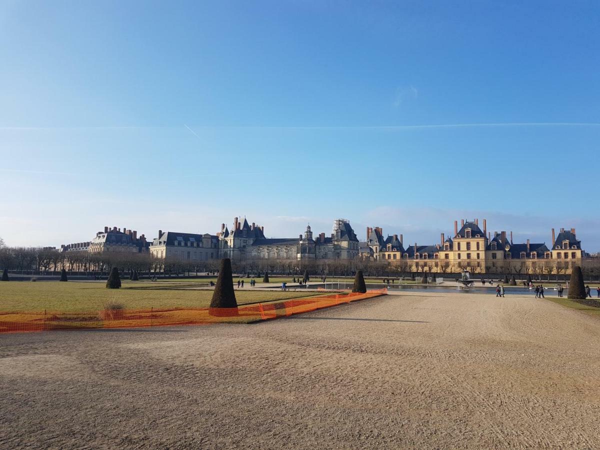 Apartamento La Montignonne Montigny-sur-Loing Exterior foto